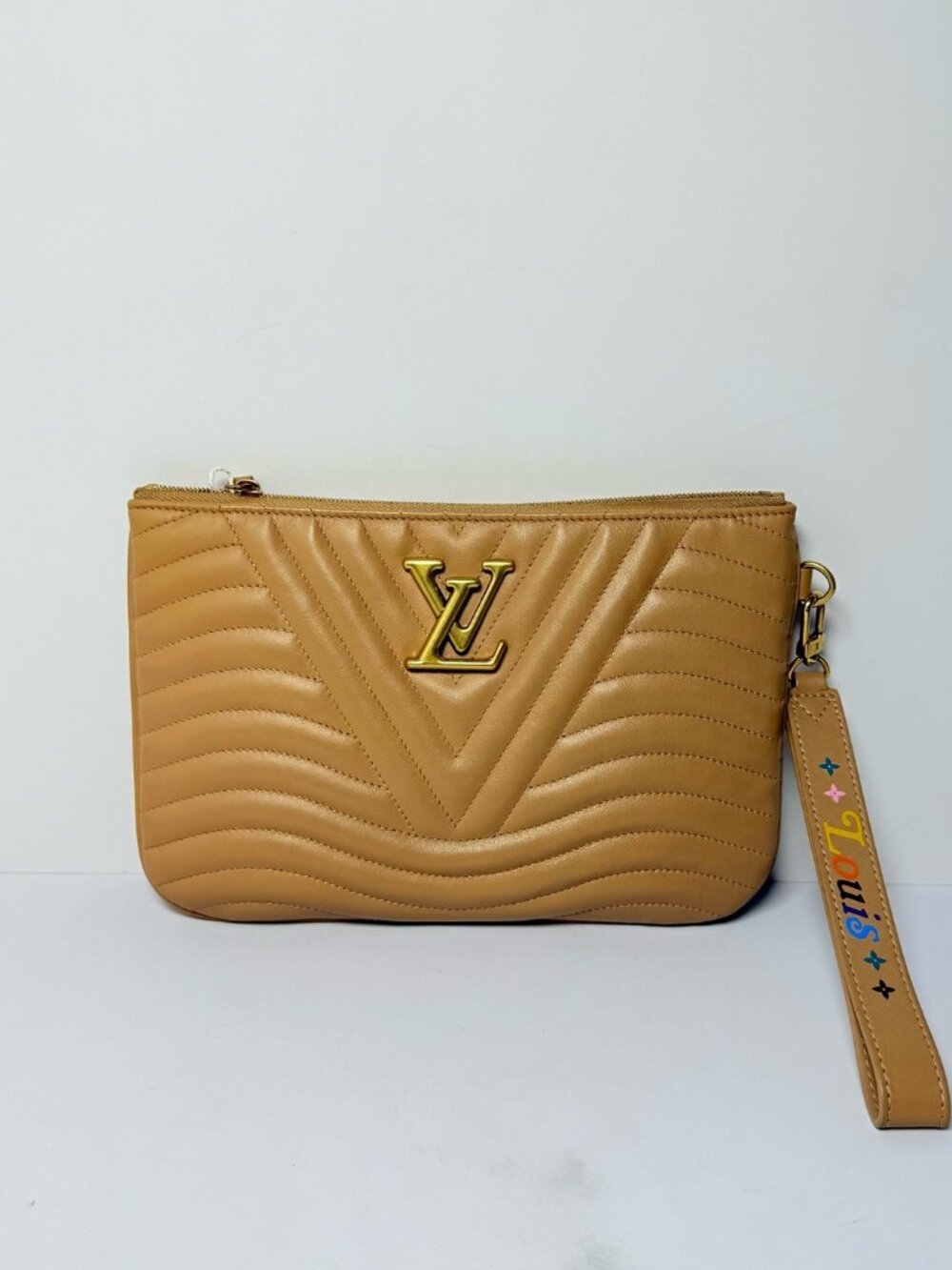 Louis Vuitton New Wave Zipped Pochette Beige Wave Quilted Cowhide Leather Clutch